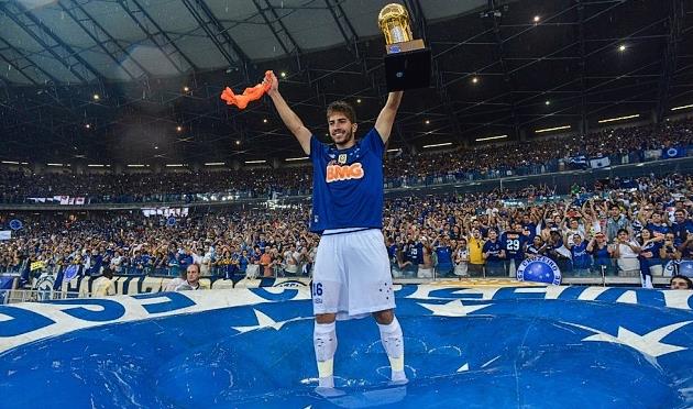 Лукас Силва, AS