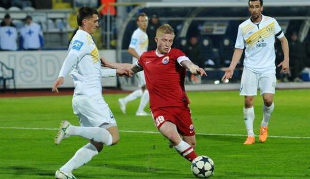 Владислав Кулач (справа), Football.ua