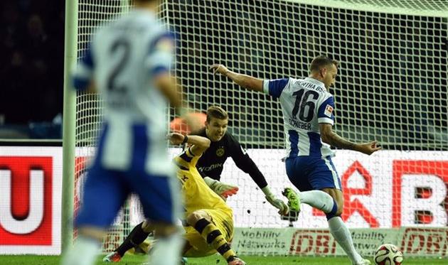 Шибер забивает в ворота своей бывшей команды, фото getty images