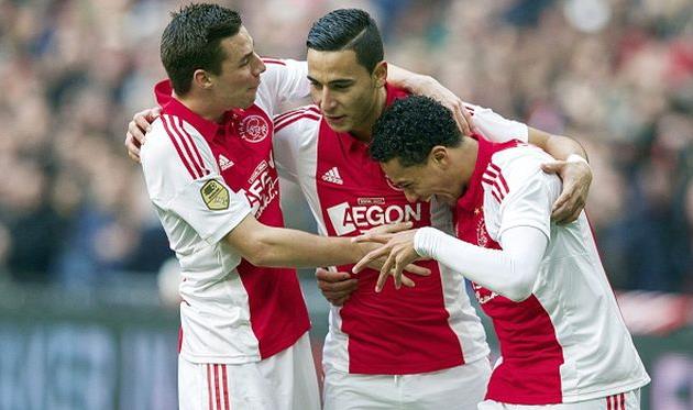 Эль-Гази (в центре) добил Утрехт, Getty Images