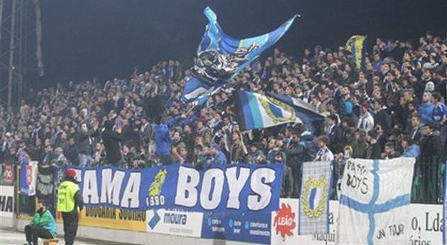 Болельщики Фамаликау, фото maisfutebol.iol.pt