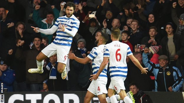 Чарли Остин в огне, Getty Images