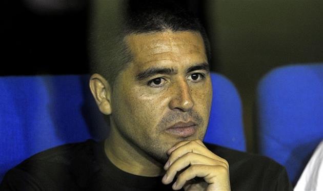 Хуан Роман Рикельме, AS