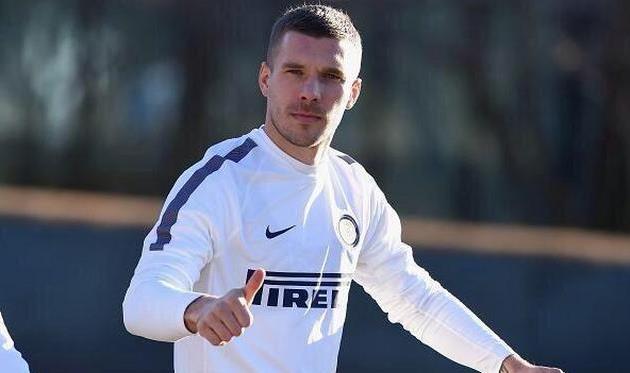 Лукас Подольски, twitter.com/InterMilanFC