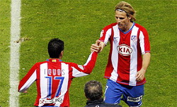 Форлана меняет Рейес