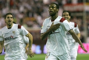 Кейта празднует забитый гол, АР