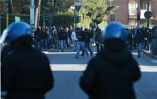 На улицах Бергамо идет война! АР