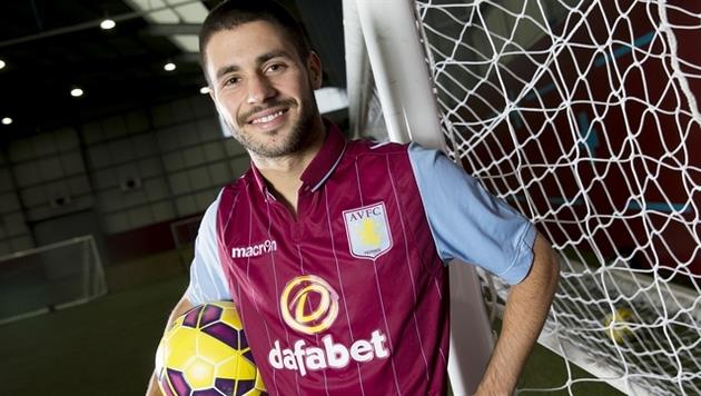 Карлес Хиль, avfc.co.uk