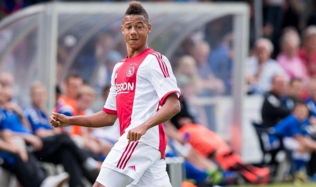 Тобиас Сана, fcupdate.nl