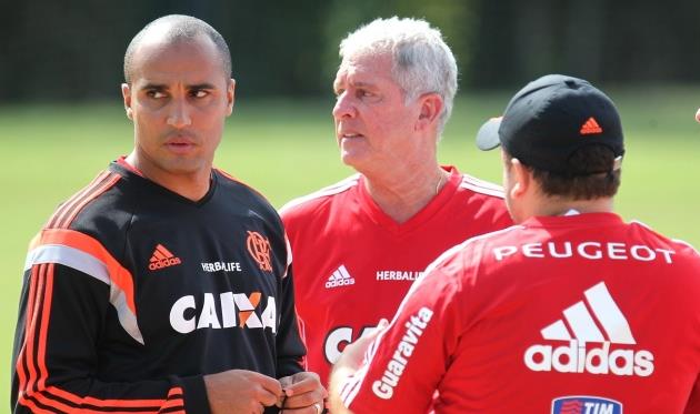 Дейвид де Соуза (слева), фото esporte.uol.com.br