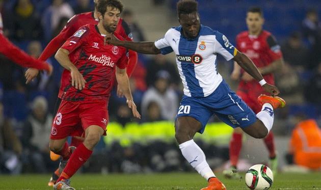 Касйедо открывает счет, фото Alejandro García (EFE)