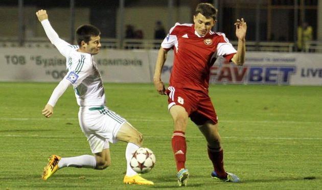 Максимов (справа) против Маркоски, Football.ua