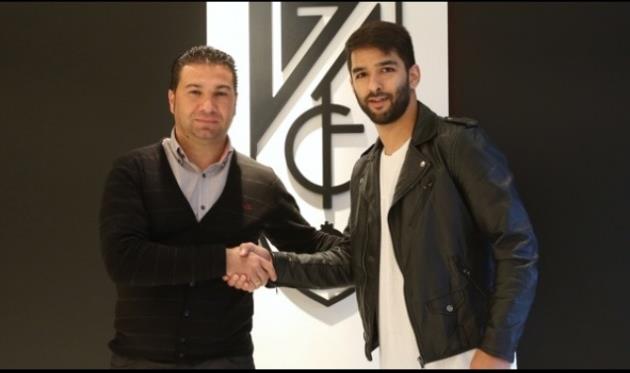 Даниэль Кандейас (справа), фото www.granadacf.es