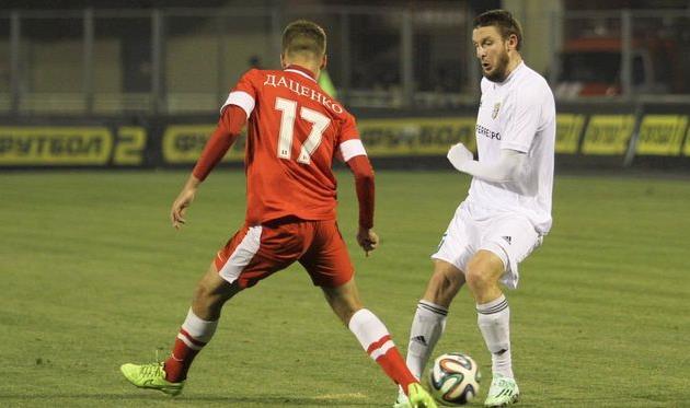 Дедечко против Даценко, фото О. Дубины, Football.ua