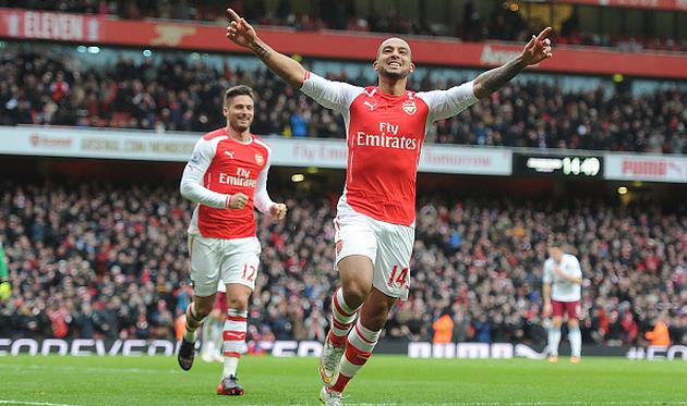 Тео Уолкотт и Оливье Жиру, Getty Images