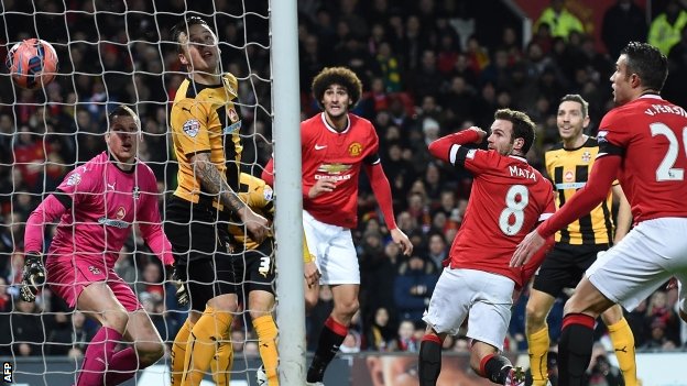 Мата выводит МЮ вперед, AFP