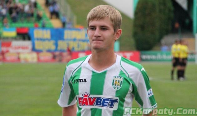 Денис Мірошниченко,Фото FCKarpaty.Com.Ua