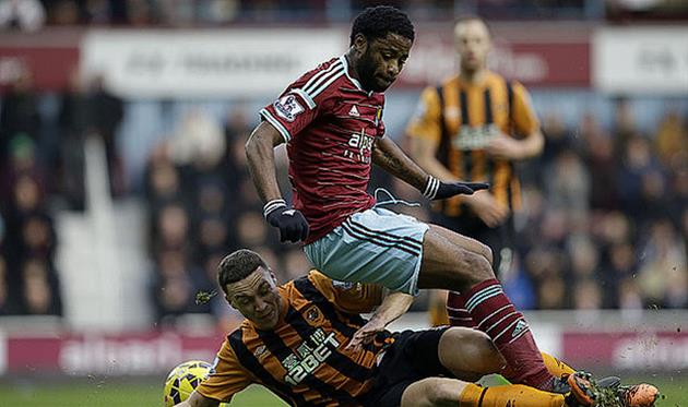 Алекс Сонг, AP