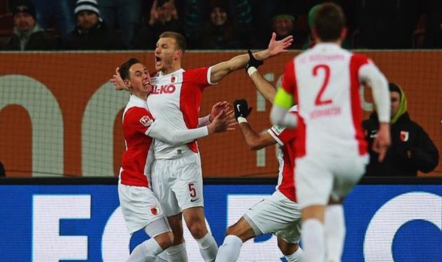 Швабы упустили шанс обойти Шальке, фото getty images