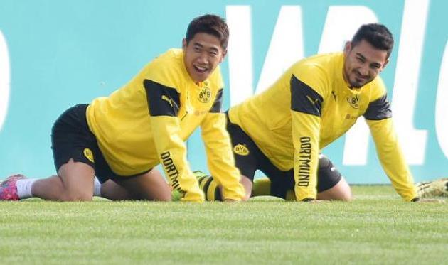 Синдзи Кагава и Илкай Гюндоган, фото bundesliga.de