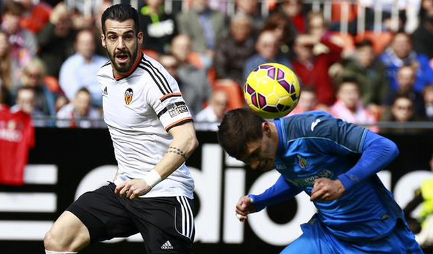 Негредо забил с пенальти, twitter.com/FIFAcom