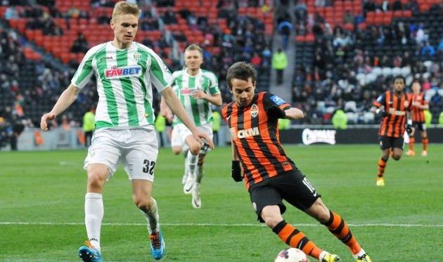 Пластун проти Бернарда, фото М. Масловського, Football.ua