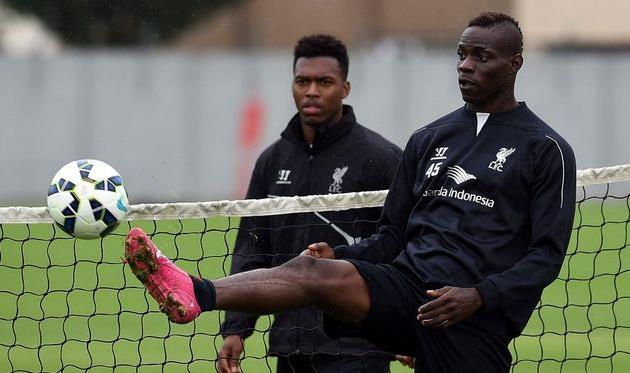 Старридж и Балотелли, indonesia.liverpoolfc.com