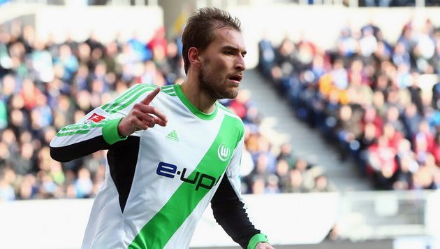 Бас Дост, skysports.com