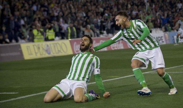 Бетис добывает важнейшую победу, AS