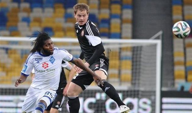 Мбокани против Коротецкого, фото ИЛЬи ХОХЛОВа, Football.ua