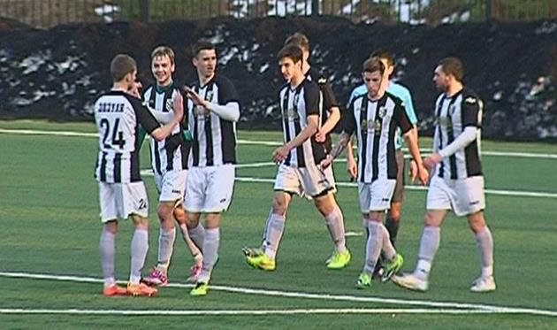 Микита Ткачов (в центрі), фото Football.ua