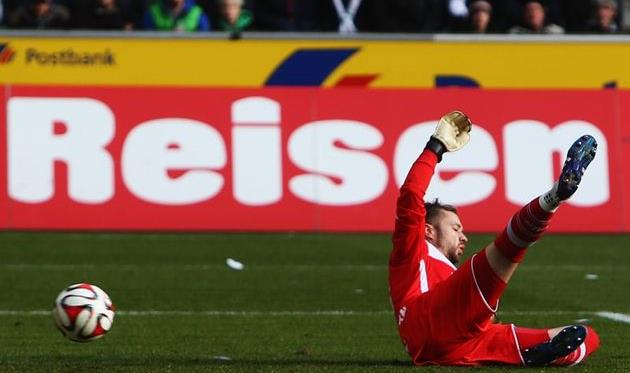 Удача была сегодня не на стороне Лукаса Крузе, фото getty images