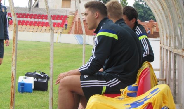 Дмитрия Билонога и группу других молодых лидеров Шахтера-3 перевели в дубль, фото Артура Валерко, Football.ua