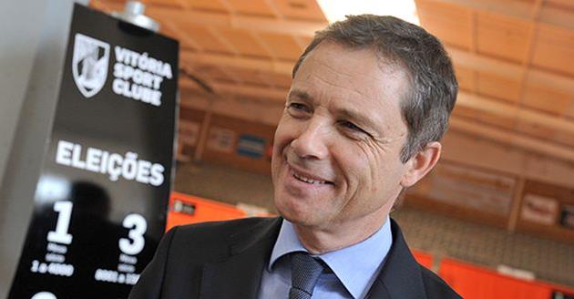 Жулиу Мендеш, vitoriasc.pt