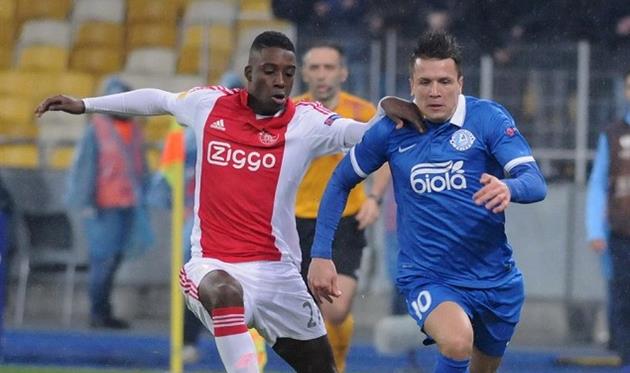 © ИЛЬЯ ХОХЛОВ 