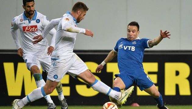 Бритос и Лопес против Вальбуэна, uefa.com