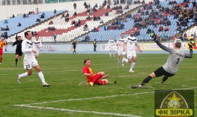Чичиков (слева) снова на высоте, фото fczirka.com.ua