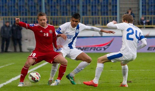 Матос и Лучкевич против Лепы, фото С. Ведмидя, Football.ua