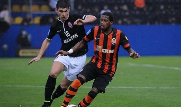 Малиновский против Фреда, фото ИЛЬи ХОХЛОВа, Football.ua