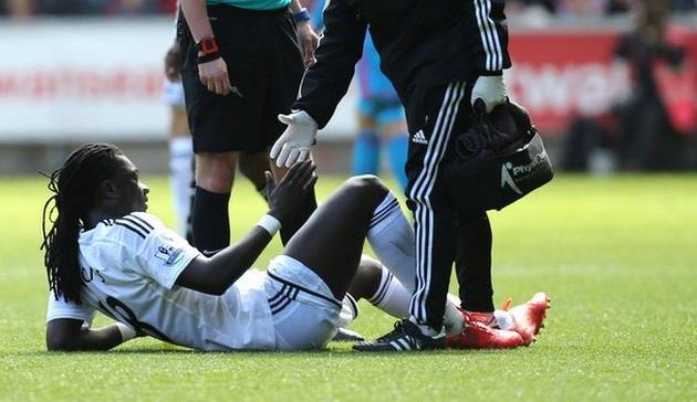 Бафетимби Гомис, huw evans picture agency