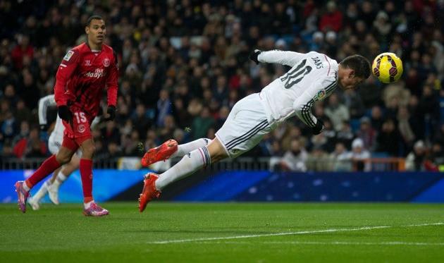 Джеймс Родригес забивает Севилье, Getty Images