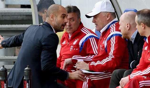 Тренерский штаб Баварии во главе с Гвардиолой, bongarts