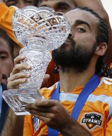 Дуэн Де Росарио, Reuters