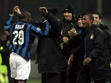 Лучший игрок встречи - Суазо, Reuters