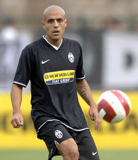 Сержио Альмирон, goal.com