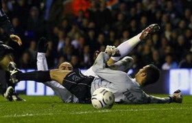 Бербатов начинает!, Reuters