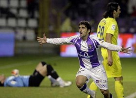 Виктор ликует, Вильяреал повержен, Reuters 