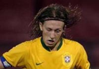 Лукас Лейва