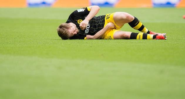 Якуб Блащиковски, bvb.de