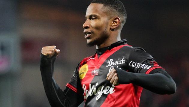 Клаудио Бовю, maxifoot.fr